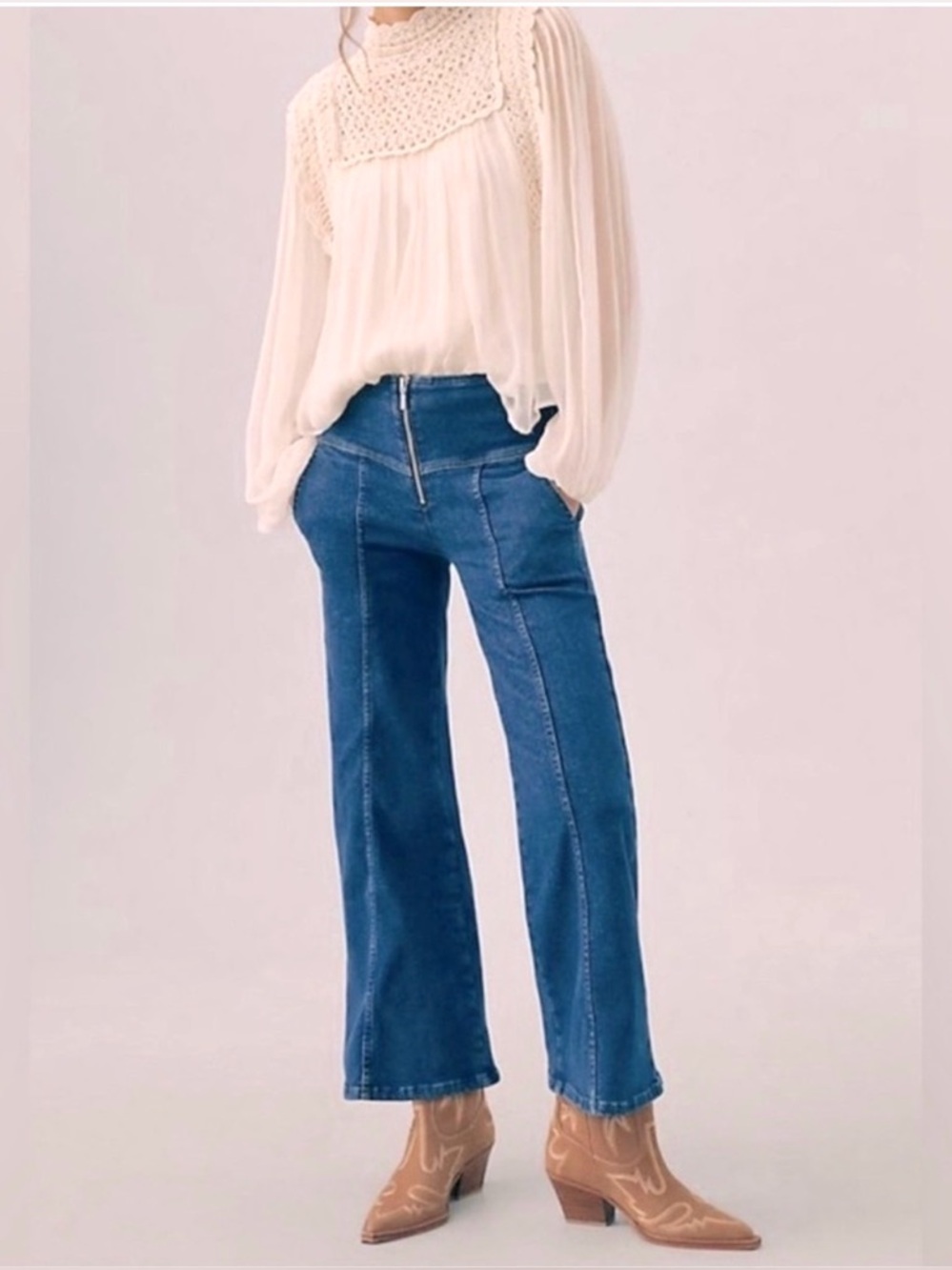 NWT Anthropoligie Pilcro Seamed Mid-Rise Crop Flare Jeans, Fender Wash, Size 29